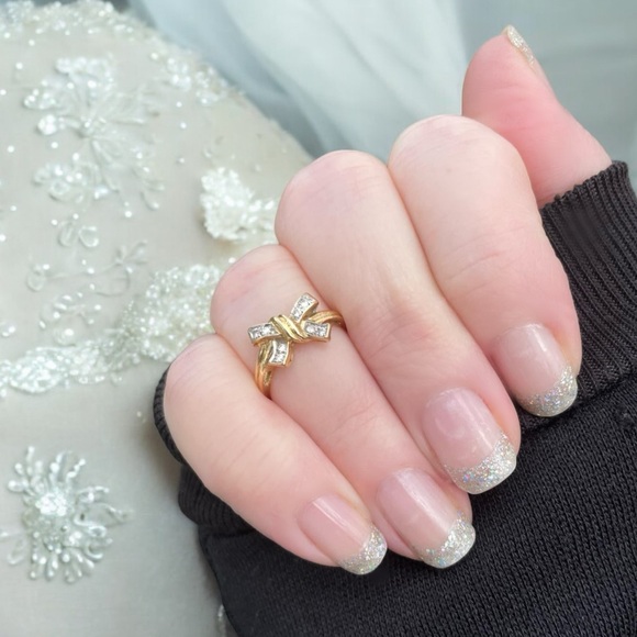 Color Street | We’re Meant to Oui - sparkling silver glitter tips, French Mani - Picture 1 of 9